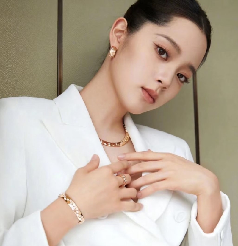 CHAUMET